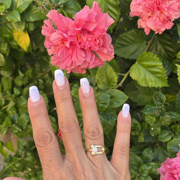 NEW 14K DESIGNER LOOK RING SIZE 
5 size 6 size 7 size 8 size 9 available - Picture 3 of 12